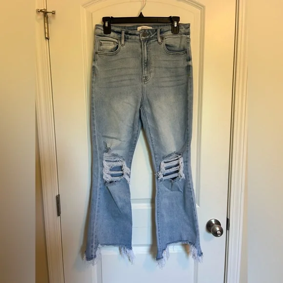 Hidden high rise crop cut off flare medium wash Distressed Jeans - Picture 3 of 6